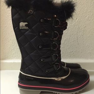 FLASH SALE!!!! Sorel Women’s Snow Boots
